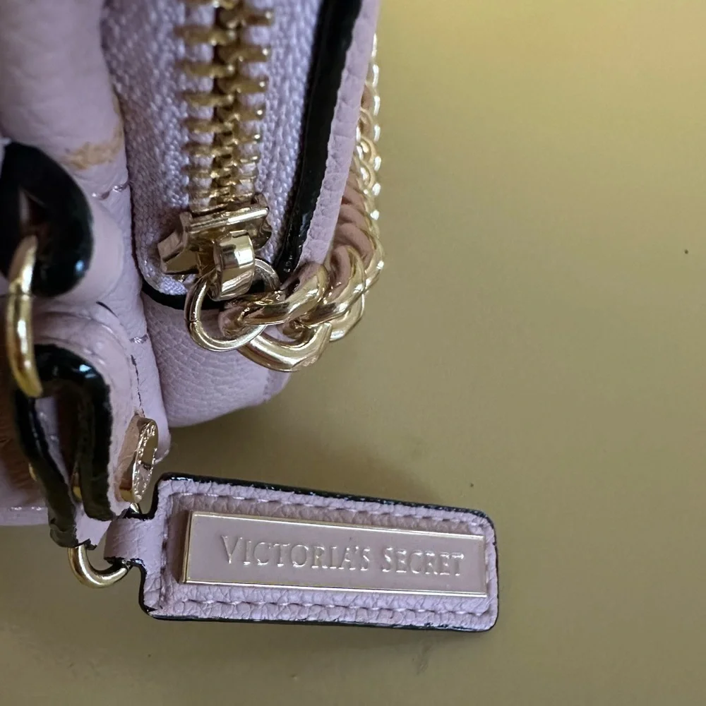 Victoria’s Secret Quilted Backpack with Gold Chain - Picture 6 of 9